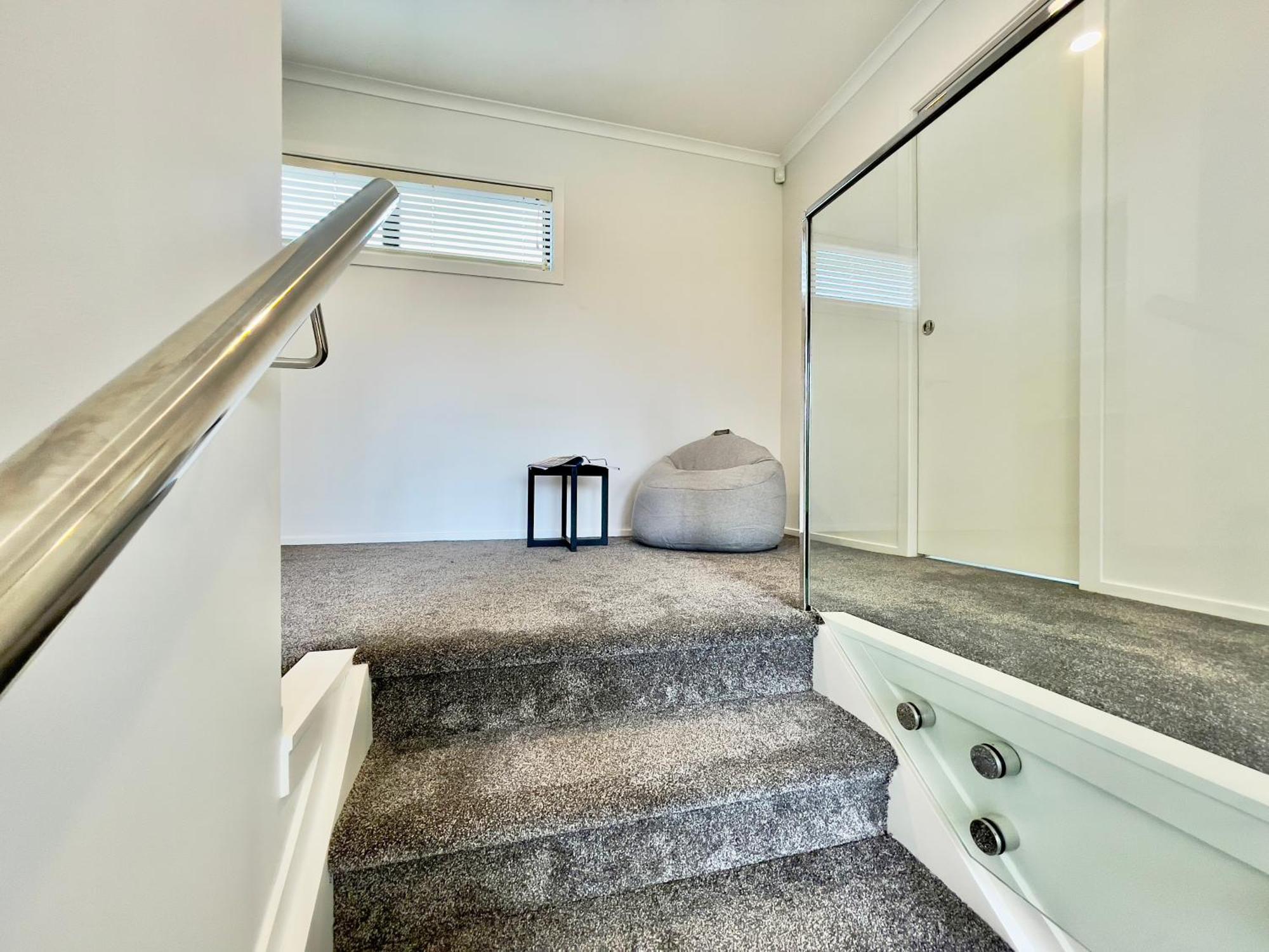 Sky Stars Brand-New Comfortable 3 & 4-Bedroom Houses Auckland Rum bild